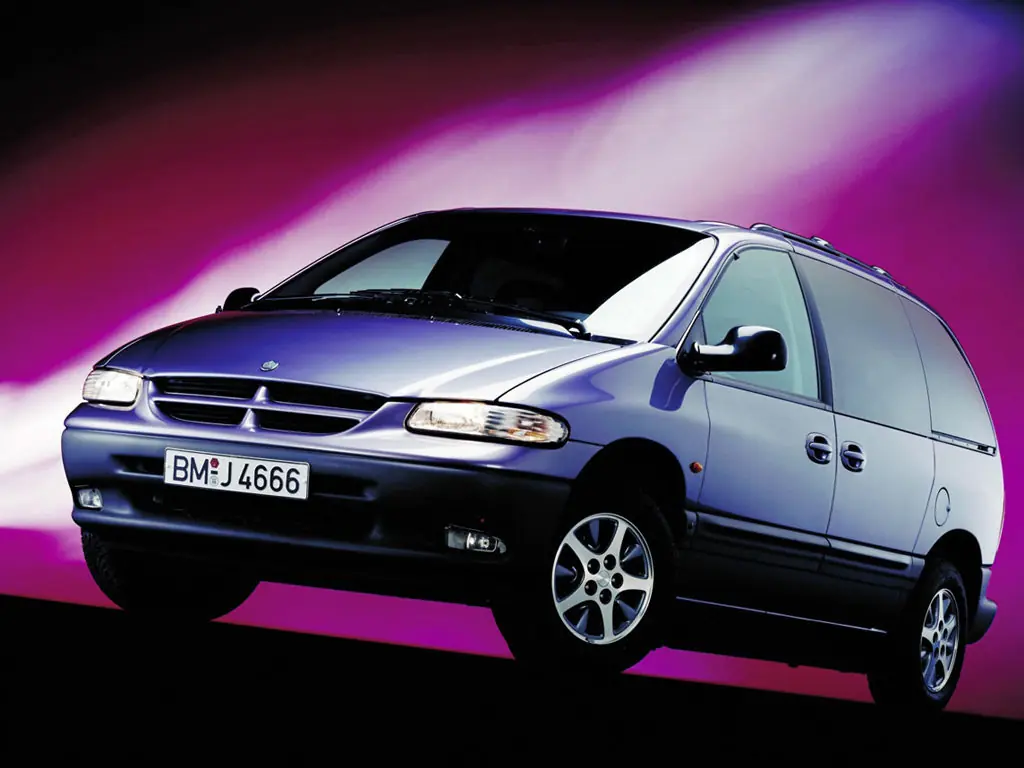 Chrysler Voyager (GS) 3 поколение, минивэн (01.1995 - 09.2000)